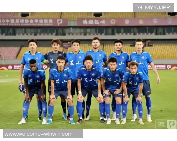 收官战首发感谢球迷一年来的支持与陪伴期待未来再相聚 收官战首发感谢球迷一年来的支持与陪伴期待未来再相聚